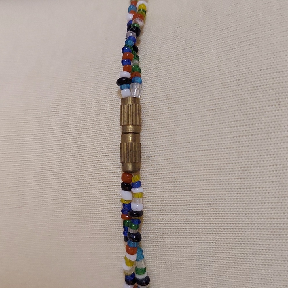Multicolor Shell Necklace - Picture 9 of 10